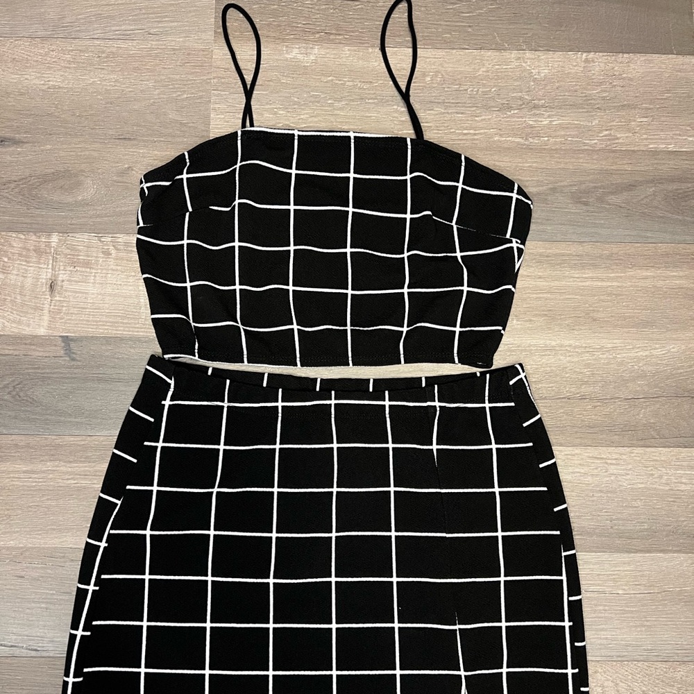 SHEIN Matching Skirt Set